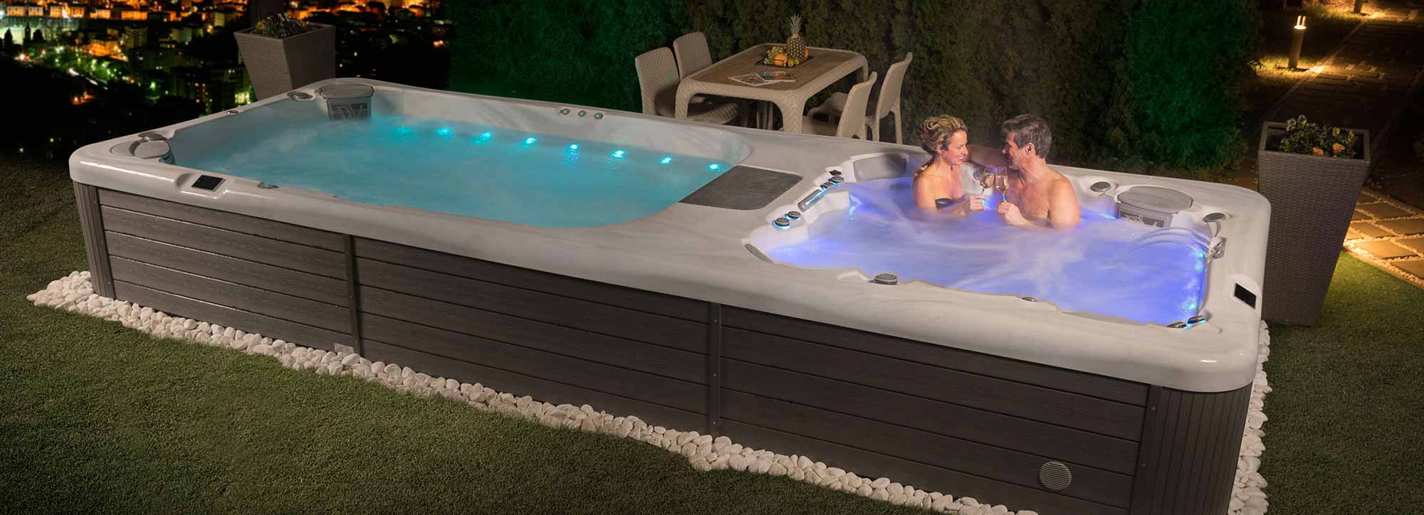 Whirlpool & Swimspas Whirlpools & Swimspas